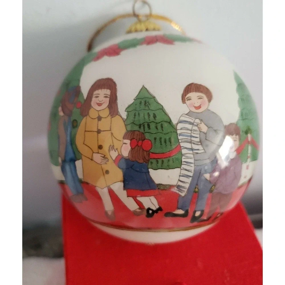 Christmas‎ Ornament